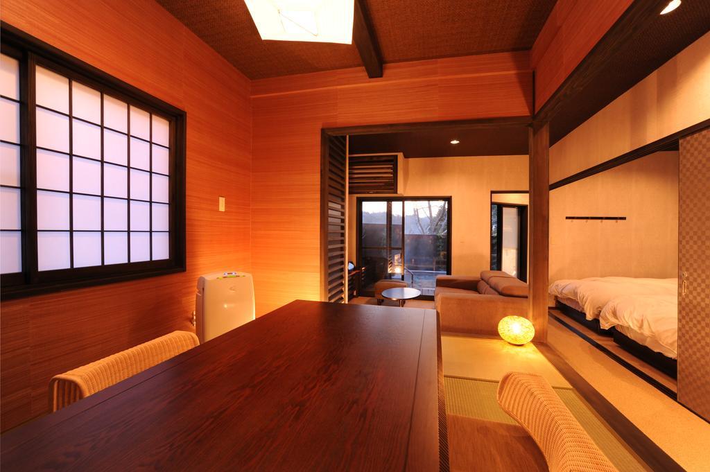Uedaya Hotell Yamaga Exteriör bild